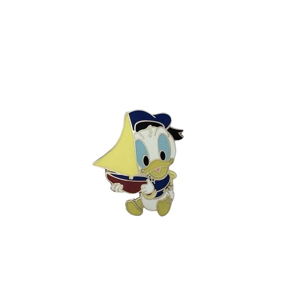 2004 Disney Baby Donald Duck Sailboat Lapel Pin Pinpic